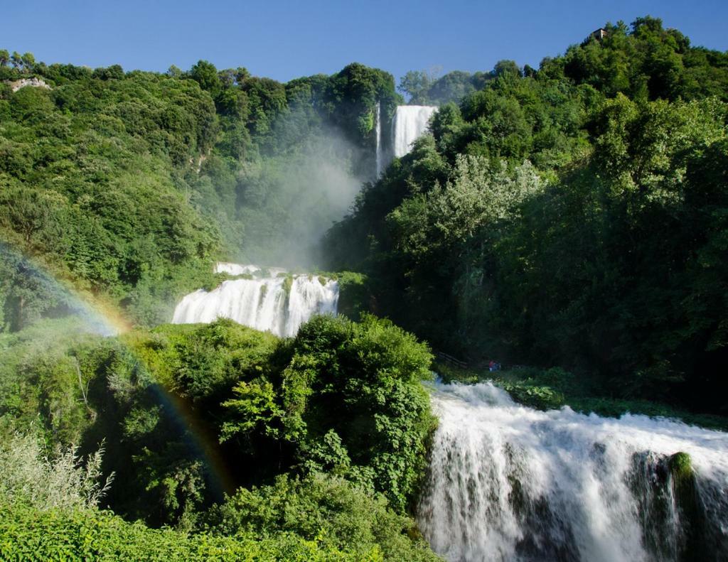 Il Casolare Della Cascata Otel Terni Dış mekan fotoğraf